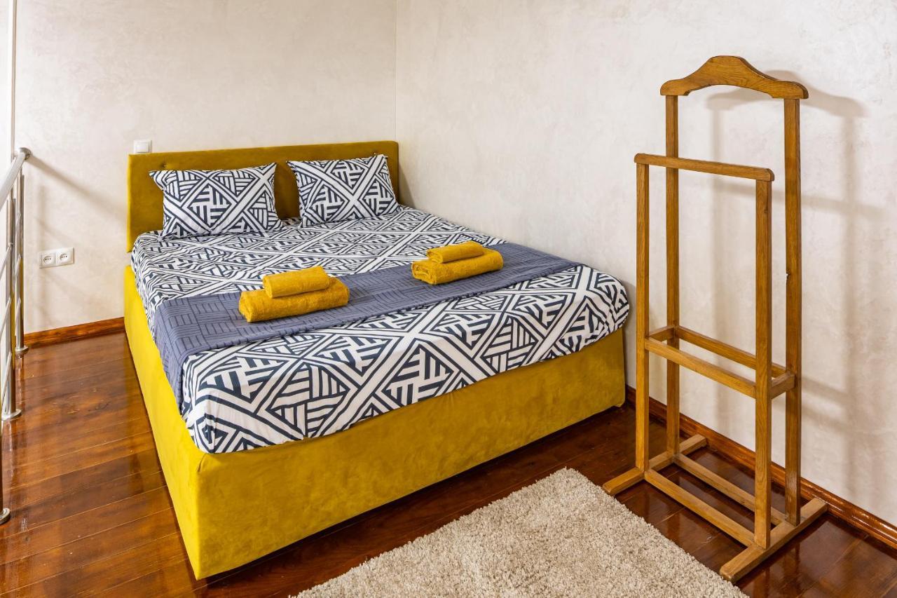 Apartment On Kovzhuna Street Lviv Ngoại thất bức ảnh